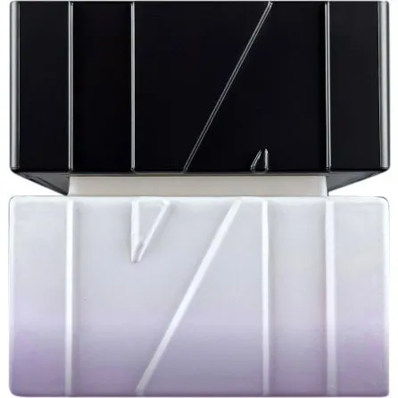 NVRИAGN Réunion perfume bottle