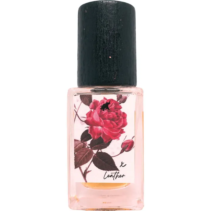 Zakir Gafur Rose x Leather parfüm şişesi