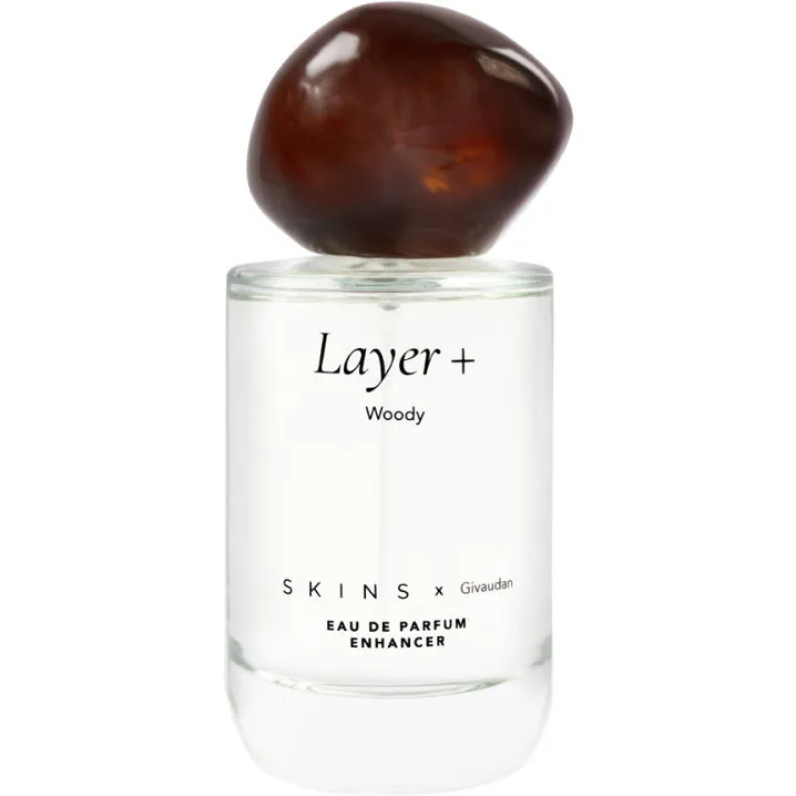 Layer+ Woody parfüm şişesi