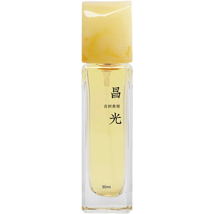 Yún Dǐng Chāng Guāng / 昌光 perfume bottle