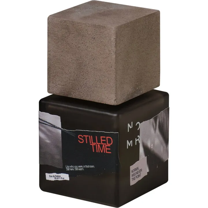 NOMR Stilled Time parfüm şişesi