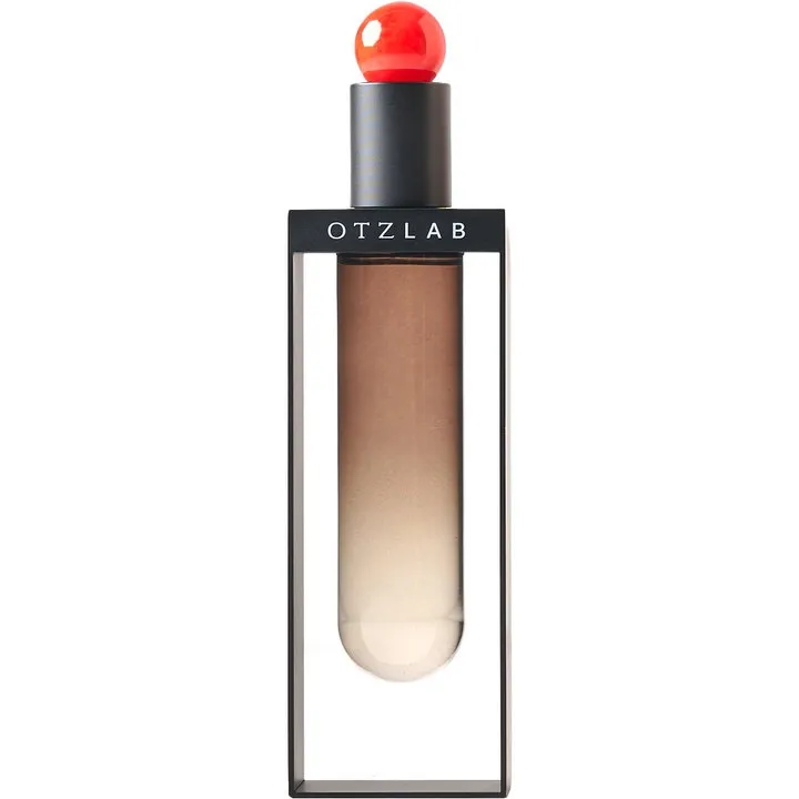 Otz Lab Lumières perfume bottle
