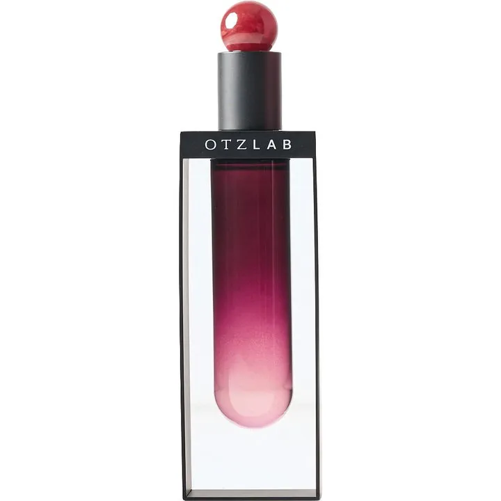 Otz Lab Lances perfume bottle