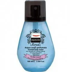 Aquolina Royal - Iris Blu e Mora / Blue Iris and Blackberry perfume bottle