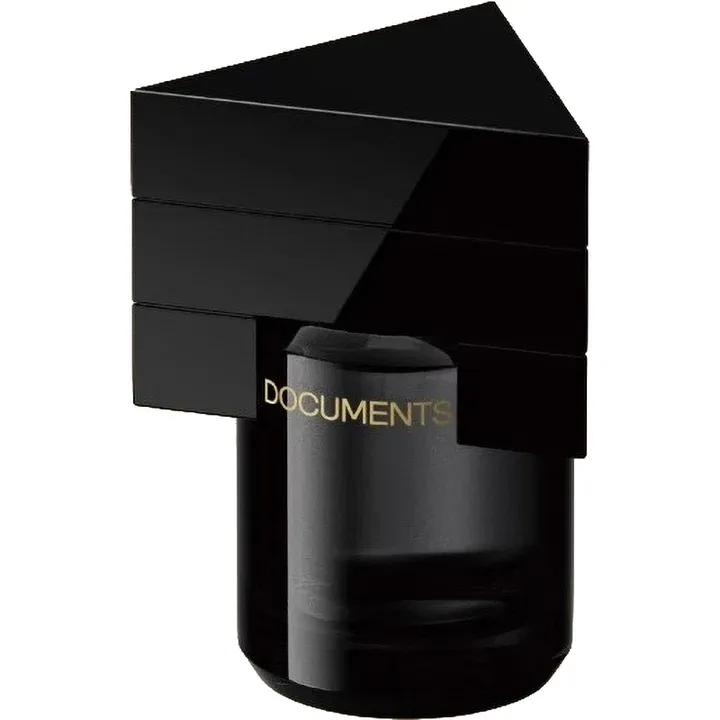 Documents 闻献 Wonder / 羁旅归途 perfume bottle