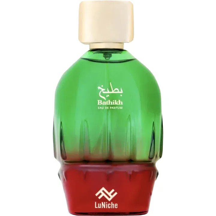 LuNiche Bathikh perfume bottle