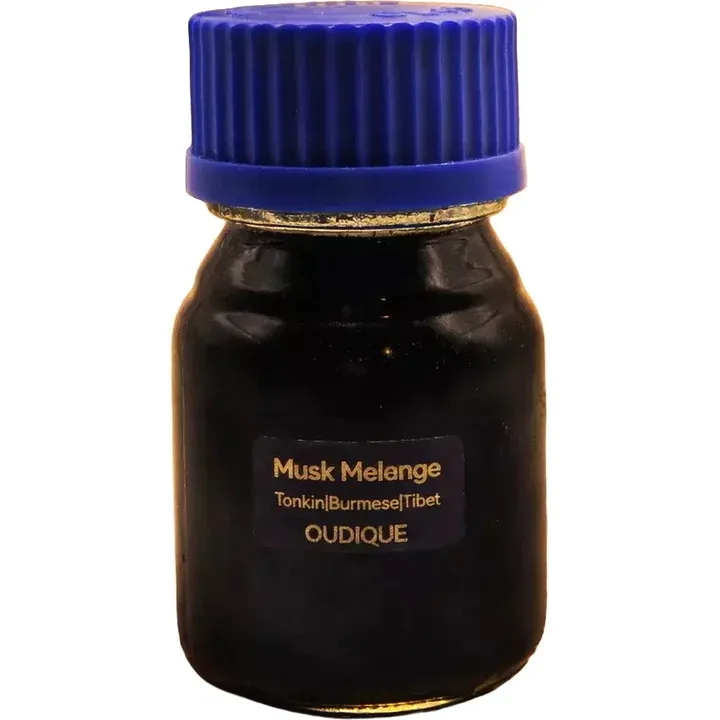 Oudique Musk Mélange perfume bottle