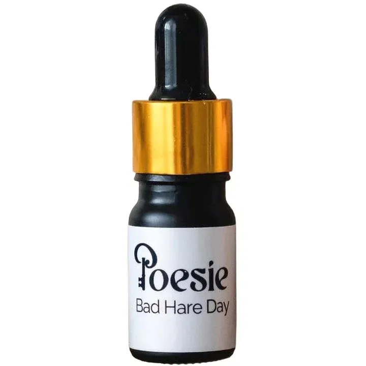 Poesie Perfume Bad Hare Day parfüm şişesi