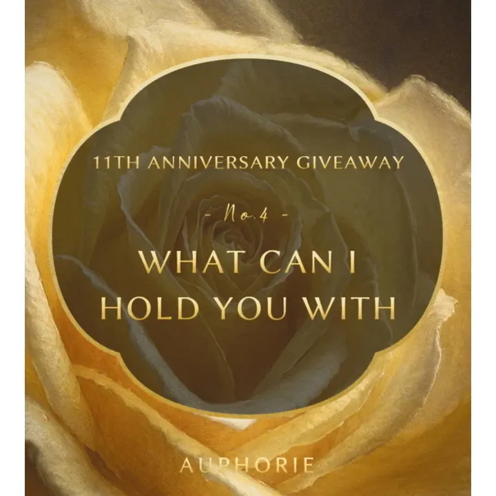 Auphorie No.4: What Can I Hold You With perfume bottle