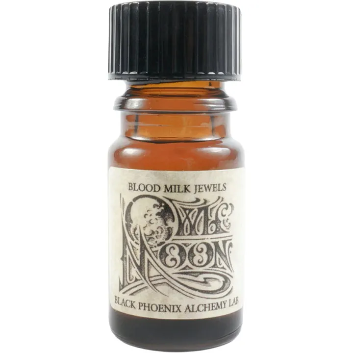 Black Phoenix Alchemy Lab Owl Moon parfüm şişesi