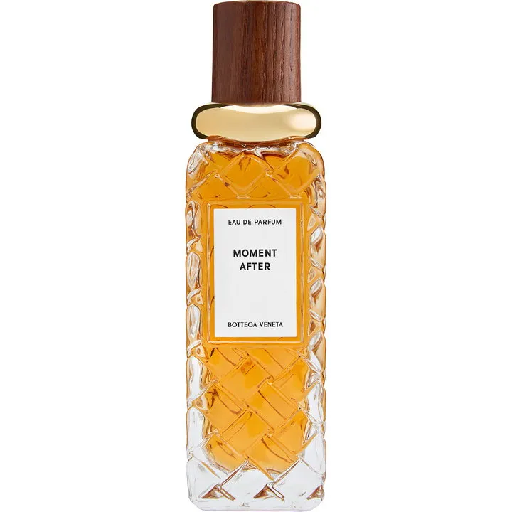 Bottega Veneta Moment After parfüm şişesi