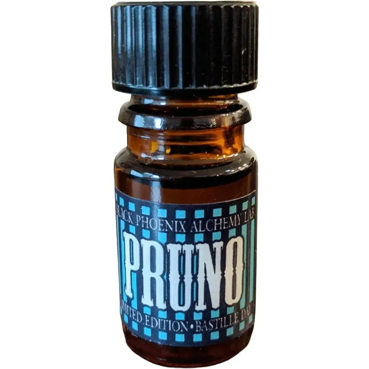 Black Phoenix Alchemy Lab Pruno parfüm şişesi