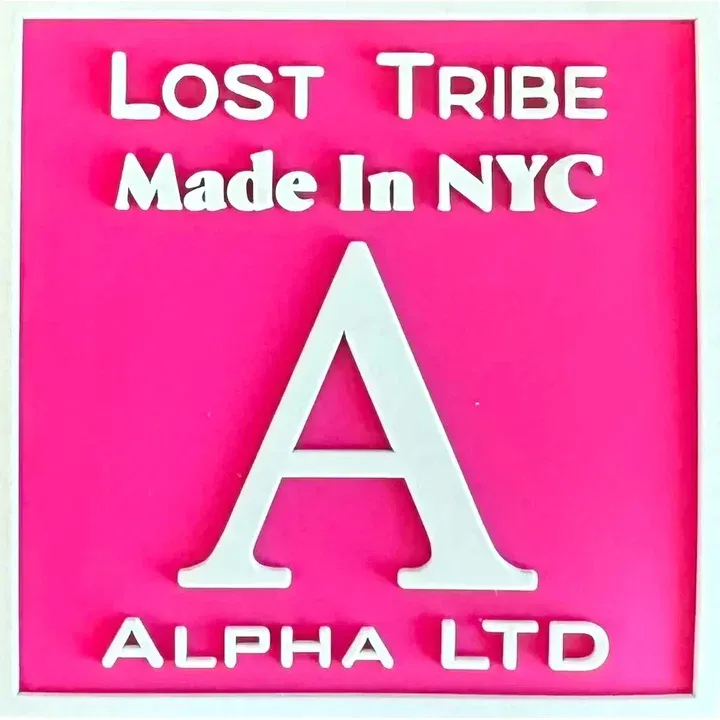 Lost Tribe Alpha LTD parfüm şişesi