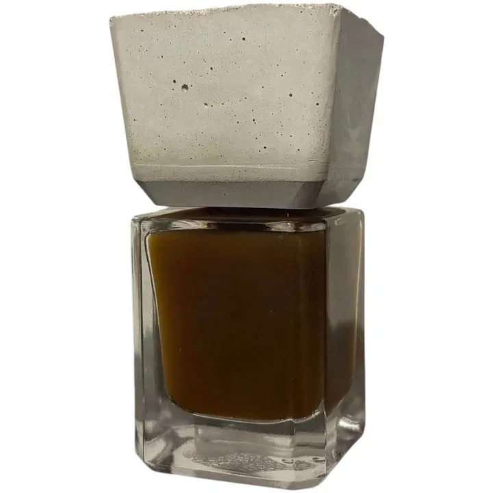Missing Parfum PitchJam Oud perfume bottle
