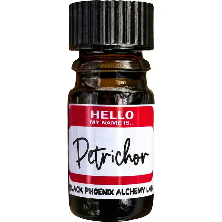 Black Phoenix Alchemy Lab Petrichor parfüm şişesi