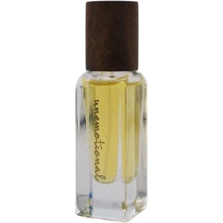 Unemotional Armchair Travel / 卧游 perfume bottle