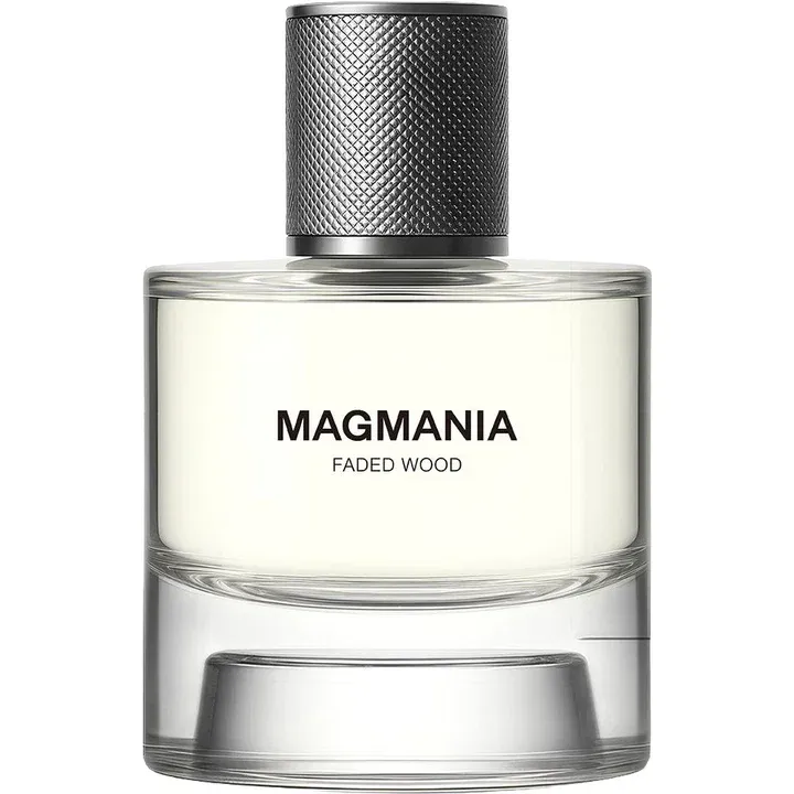 Magmania Faded Wood perfume bottle