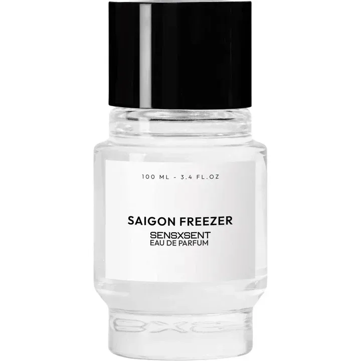 Sensxsent Parfums Saigon Freezer parfüm şişesi
