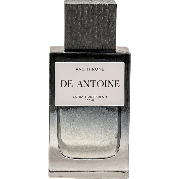 De Antoine Pao Throne perfume bottle