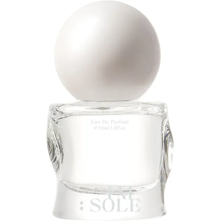 IM:SOLE The Pearl Girl / 珍珠少女 perfume bottle