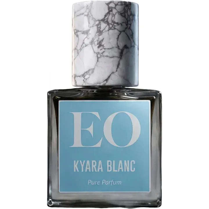 Ensar Oud Kyara Blanc: White Kinam perfume bottle