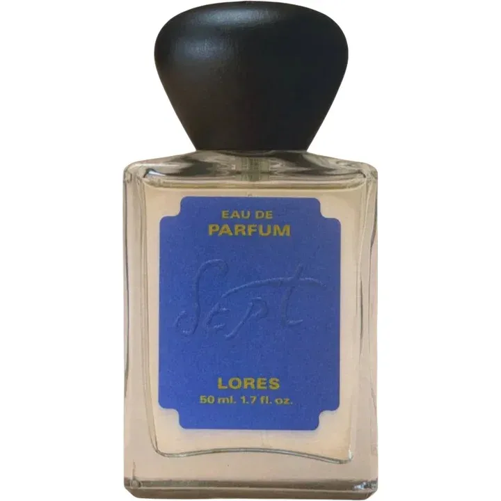 Sept Lores perfume bottle