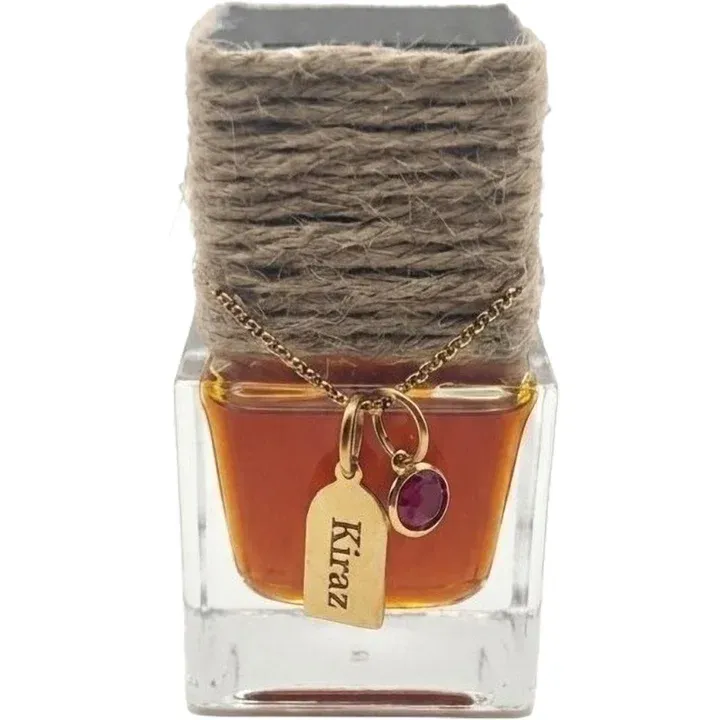 kaos_avge_scents Kiraz - Red Cocoa perfume bottle