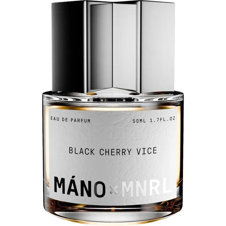 MÁNO × MNRL Black Cherry Vice parfüm şişesi