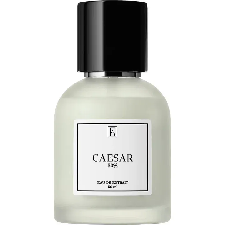 Kazaar Fragrances Caesar (Eau de Extrait) parfüm şişesi