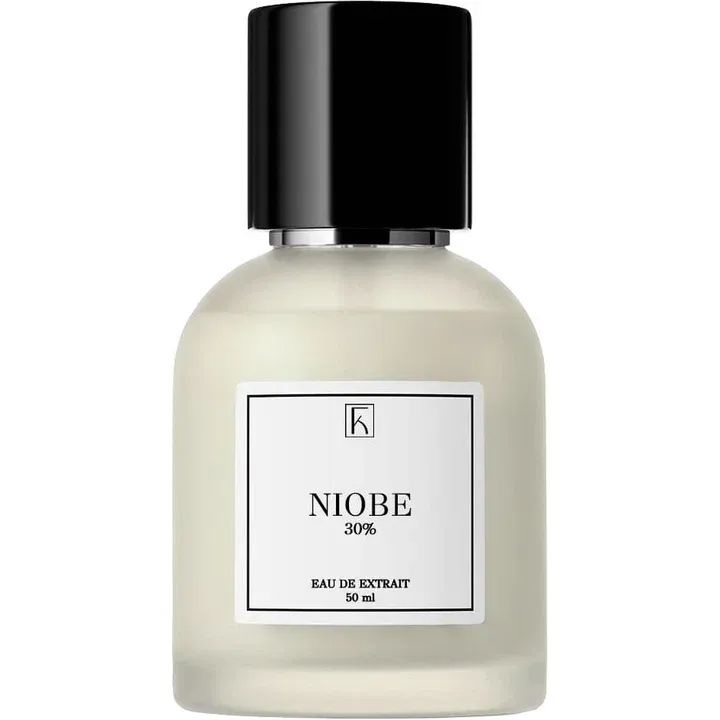 Kazaar Fragrances Niobe (Eau de Extrait) parfüm şişesi