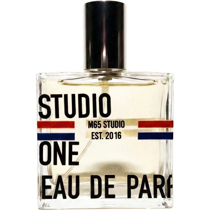 M65 Studio One parfüm şişesi