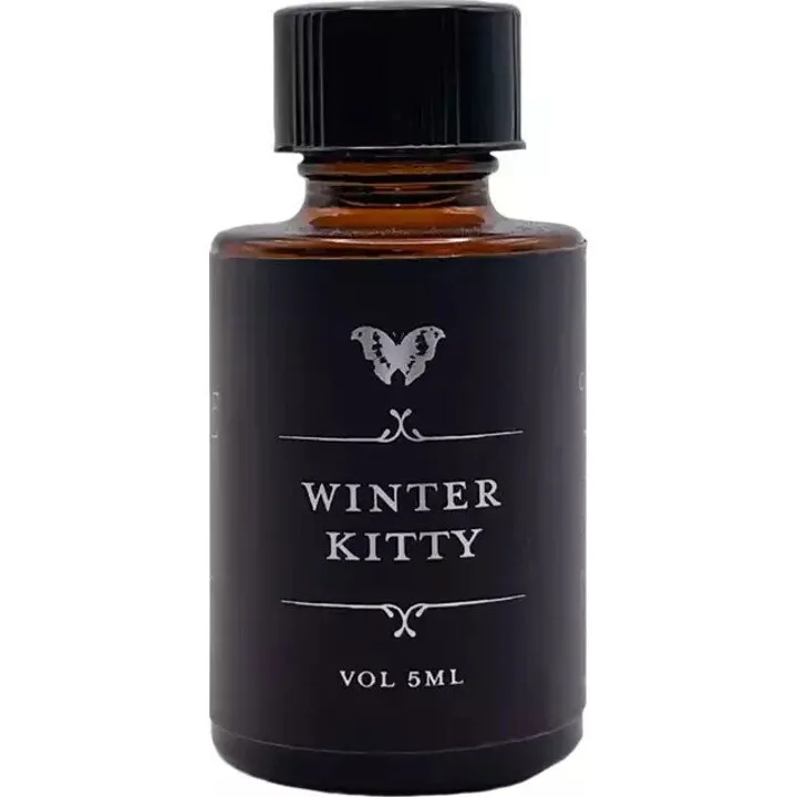 For Strange Women Winter Kitty (Perfume Oil) parfüm şişesi