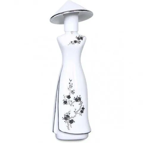 Miss Vietnam Saigon (Platinum) perfume bottle