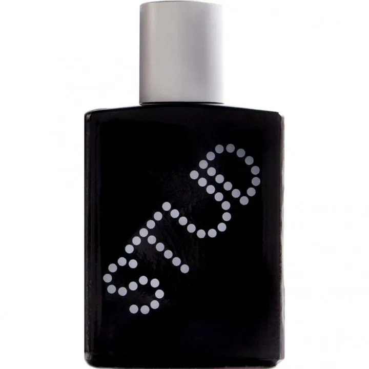 Tru Fragrance Stud parfüm şişesi