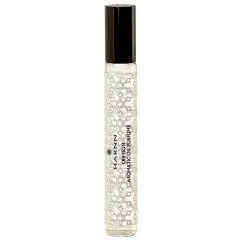 Harnn Crimson perfume bottle