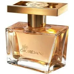 Oriflame Miss Giordani perfume bottle