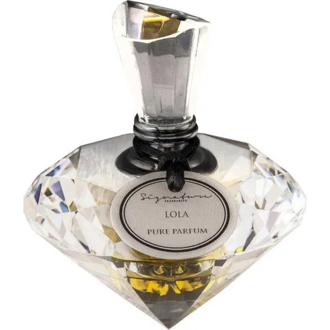 Signature Fragrances Lola parfüm şişesi