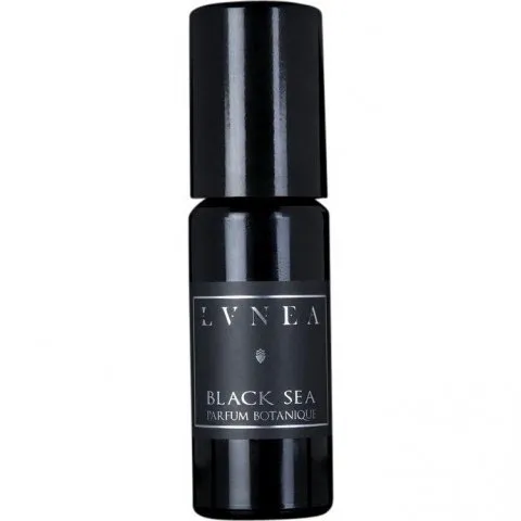 Lvnea Black Sea parfüm şişesi