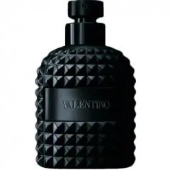 Valentino Uomo Edition Noire parfüm şişesi