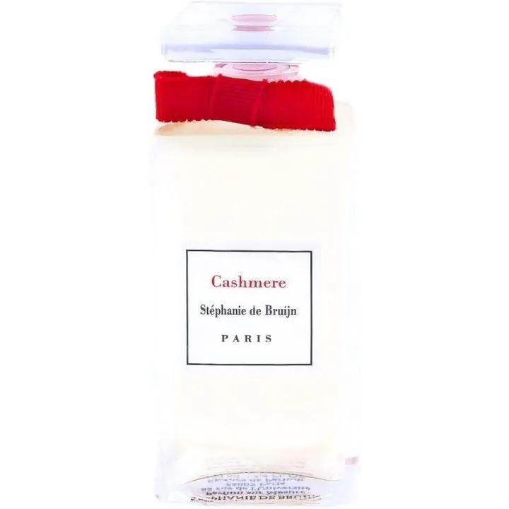 Stéphanie de Bruijn Cashmere perfume bottle