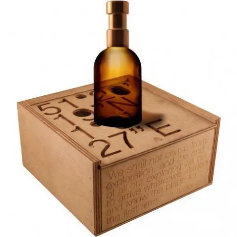 Dulcie / Haeckels 51° 20’ 19”N 1° 8’ 27”E (2014) parfüm şişesi