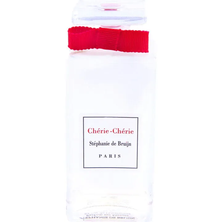 Stéphanie de Bruijn Chérie-Chérie perfume bottle
