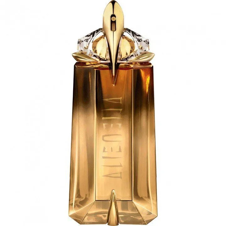 Mugler Alien Oud Majestueux perfume bottle