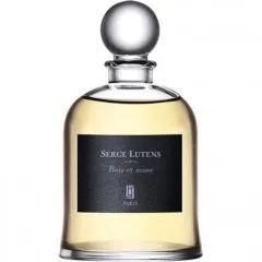 Serge Lutens Bois et musc perfume bottle