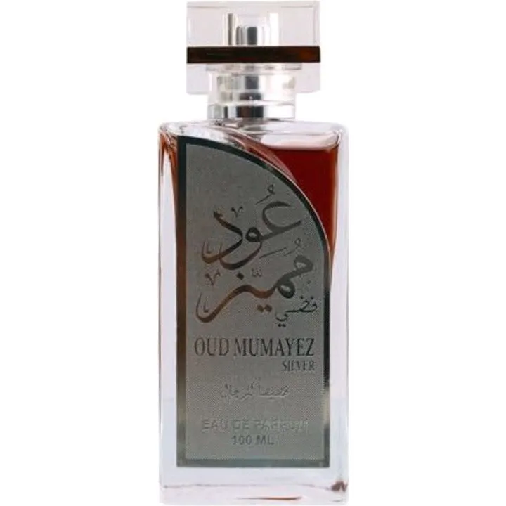 Lattafa Oud Mumayez Silver parfüm şişesi