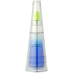 Issey Miyake L'Eau d'Issey Lueur d'Issey parfüm şişesi