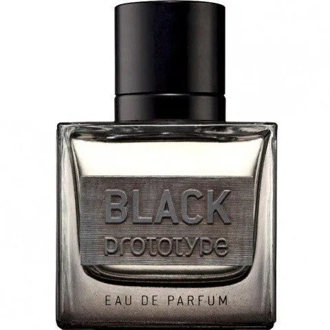 Prototype Black parfüm şişesi