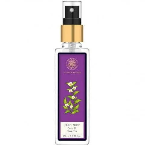 Forest Essentials Oudh & Green Tea parfüm şişesi