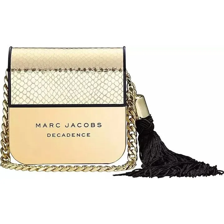 Marc Jacobs Decadence One Eight K Edition parfüm şişesi