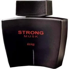 ésika Strong Musk parfüm şişesi